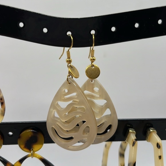 Earrings Resin 5 Pairs Brown Beige Black White Neutral Summer Earrings - Picture 4 of 15